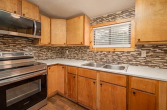 704 Roundhouse Rd in Starkville, MS - Building Photo - Building Photo