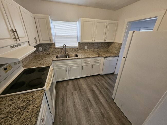 property at 2121 NW 28th St