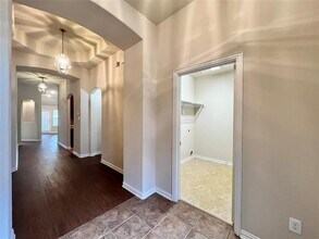 5423 Childress Dr in Grand Prairie, TX - Building Photo - Building Photo