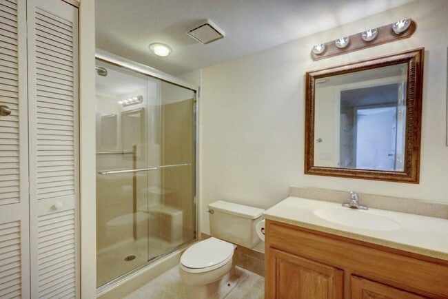 4356 Hazel Ave in Palm Beach Gardens, FL - Building Photo - Building Photo