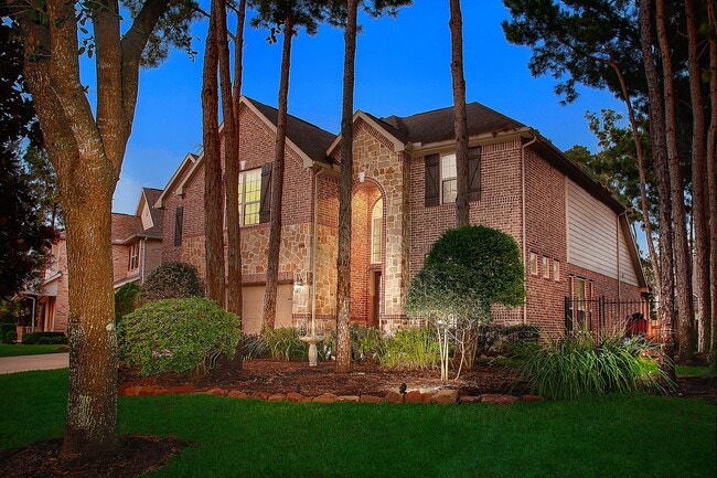 property at 47 Canoe Bend Dr