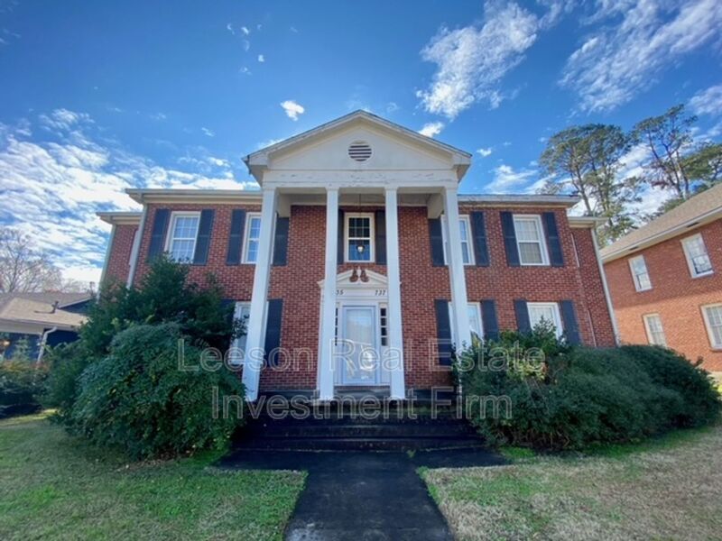 735 Ratcliff St in Shreveport, LA - Building Photo