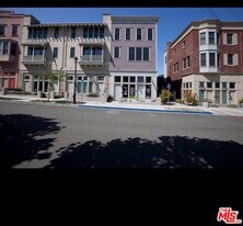2174 Railroad Ave in Hercules, CA - Building Photo