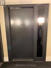 955 Bay St. in Toronto, ON - Building Photo - Building Photo