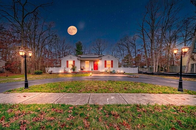 303 Martin L King Ave in Egg Harbor Township, NJ - Building Photo - Building Photo