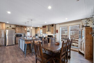 112 Via Madera in Ruidoso, NM - Building Photo - Building Photo