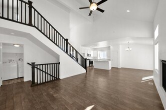 2541 N Fall Breeze Wy in Lehi, UT - Foto de edificio - Building Photo