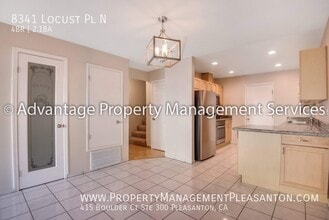 8341 Locust Pl N in Dublin, CA - Building Photo - Building Photo