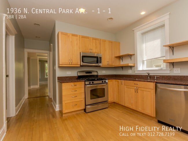 1936 N Central Park Ave in Chicago, IL - Building Photo - Building Photo