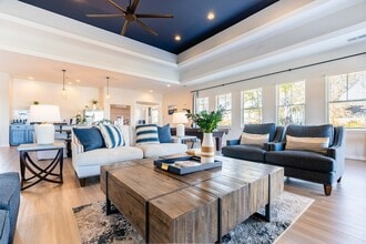 Hawthorne at the Bend in Hampstead, NC - Building Photo - Building Photo