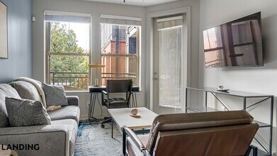 2420 Peachtree Rd NW in Atlanta, GA - Building Photo - Building Photo