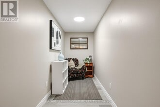 1506 Queen's Blvd in Kitchener, ON - Building Photo - Building Photo