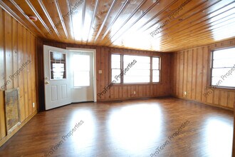 329 White Ave in Joliet, IL - Building Photo - Building Photo