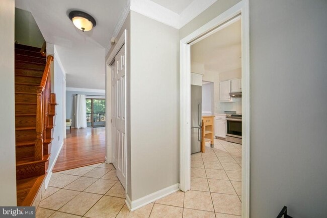 property at 723 Kings Croft Dr