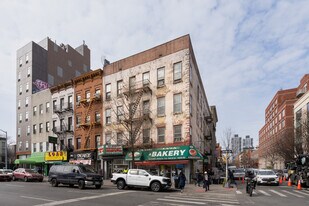 2000-2002 3rd Ave in New York, NY - Building Photo