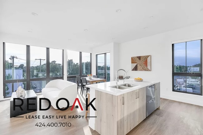 property at 12444 Chandler Blvd