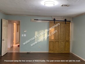 813 N Peniel Ave in Oklahoma City, OK - Foto de edificio - Building Photo