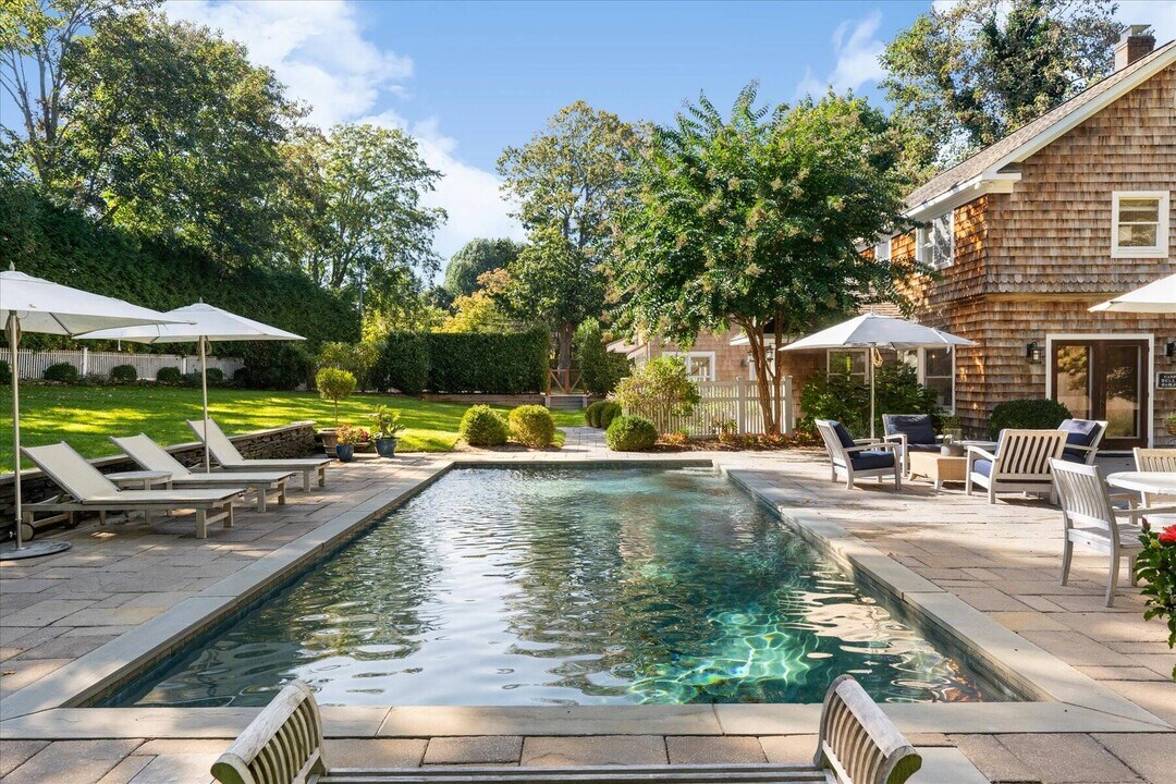 99 Audubon Ave in Bridgehampton, NY - Building Photo
