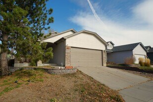 6151 Bow River Dr in Colorado Springs, CO - Building Photo