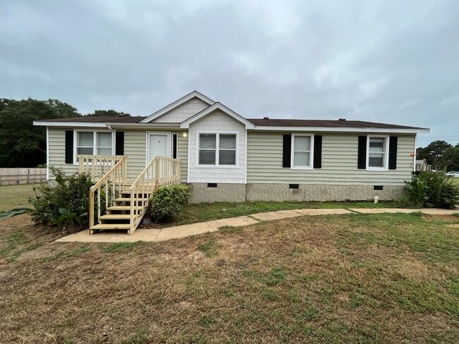 property at 16 Lake Vista Dr