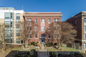 Chapin HEights in Washington, DC - Building Photo - Building Photo