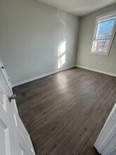 182 Brookdale Ave, Unit 3 in Newark, NJ - Foto de edificio - Building Photo