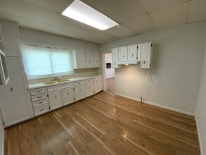 908 Jewell St in Danville, IL - Building Photo - Building Photo