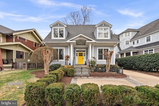 property at 6603 Glenbrook Rd