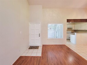 12980 Greenway Chase Ct in Houston, TX - Building Photo - Building Photo