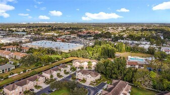 3884 Deberry Dr in Sarasota, FL - Building Photo