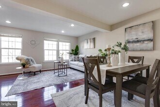 7217 Maidstone Pl in Elkridge, MD - Building Photo - Building Photo