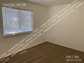 5240 Del Paz Dr in Colorado Springs, CO - Building Photo - Building Photo