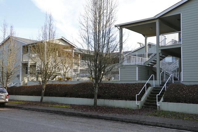 Cedar Pointe Apartments