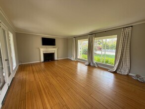 460 Cotton St in Menlo Park, CA - Building Photo - Building Photo