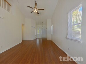 1129 S Duquesne Cir in Aurora, CO - Building Photo - Building Photo