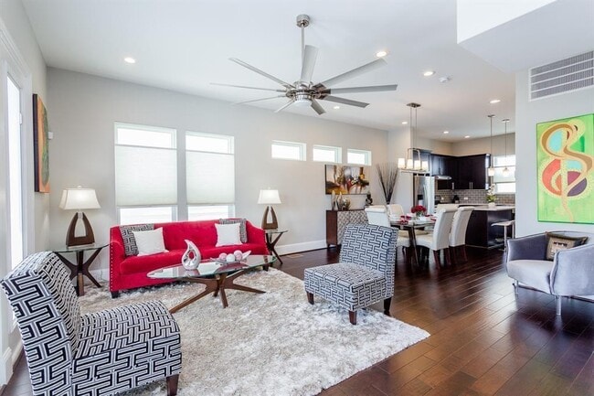 411 N Nagle St in Houston, TX - Building Photo - Building Photo