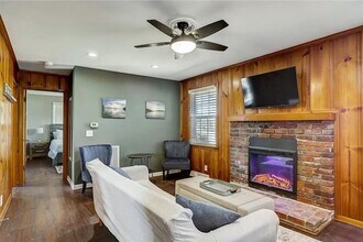 1511 Stewarts Ferry Pike in Nashville, TN - Foto de edificio - Building Photo