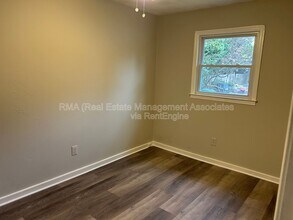 525 E Central Ave in Griffin, GA - Building Photo - Building Photo