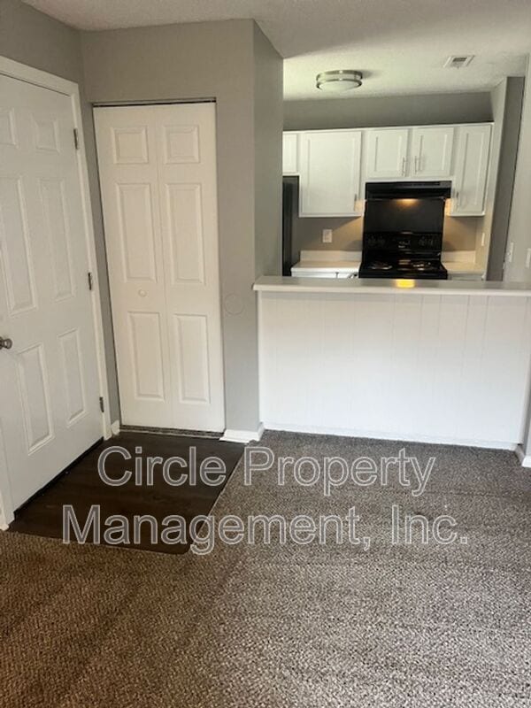 property at 4030 Hunters Ridge Dr SW
