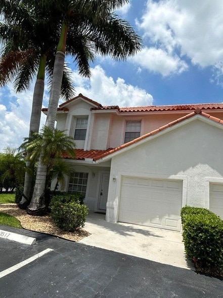 13519 Fountain View Blvd in Wellington, FL - Building Photo - Building Photo