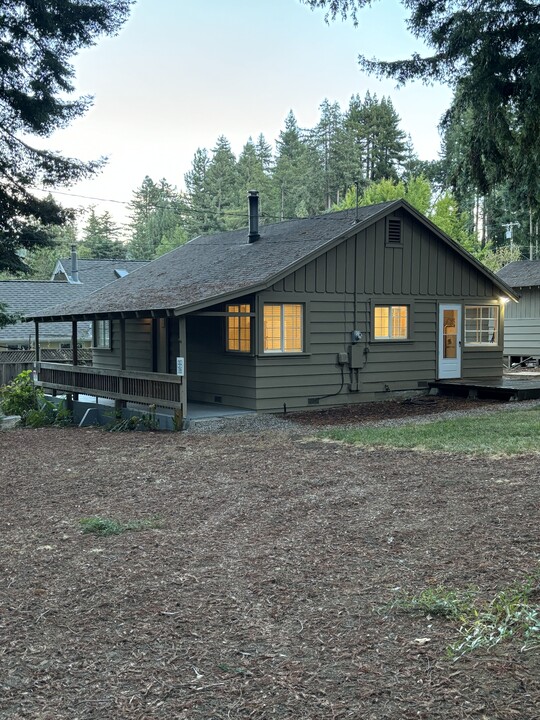 13475 Big Basin Wy in Boulder Creek, CA - Building Photo