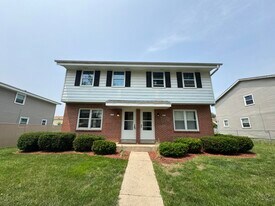 6455 N 106th St in Milwaukee, WI - Building Photo