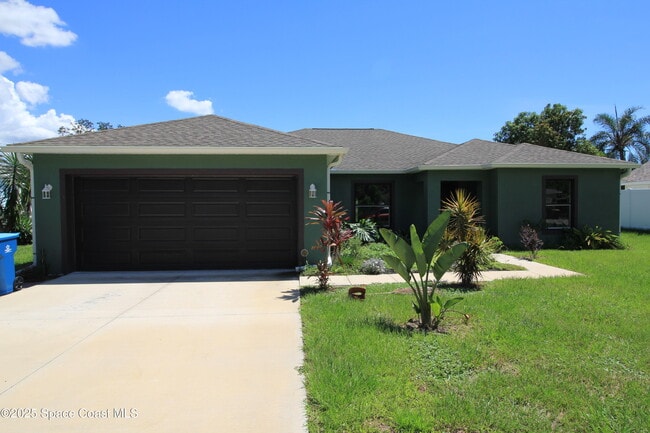 property at 950 Douglas St SE