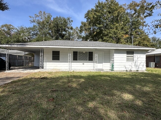 property at 232 Audrey Cir