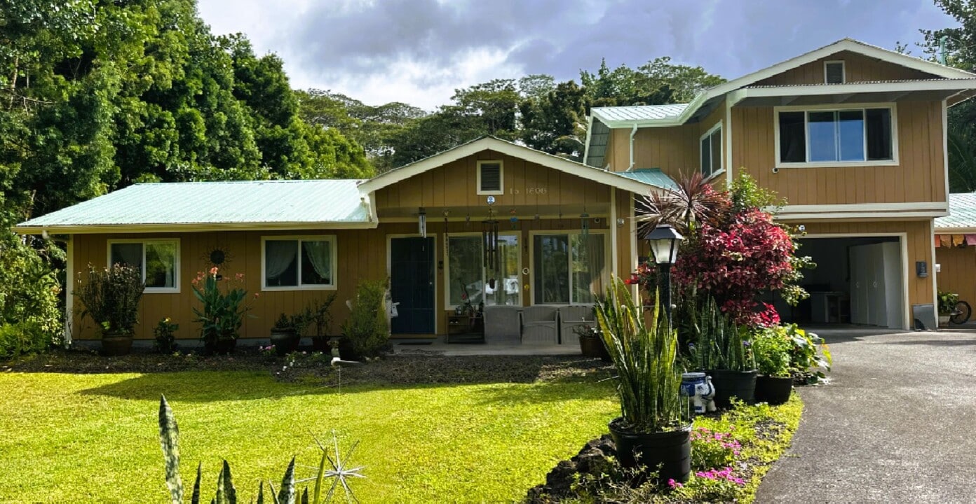 15-1808-1808 28th Ave in Keaau, HI - Building Photo