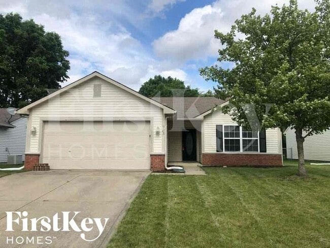 property at 903 Washington Cove Way