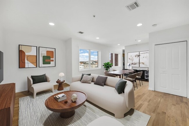 605 New York Ave in Union City, NJ - Building Photo - Building Photo