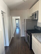 725 44th St in Oakland, CA - Building Photo - Building Photo