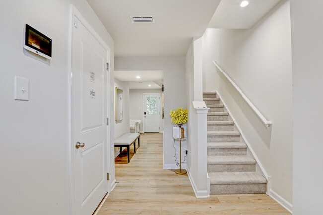 1001 Cyprus Ct in Forked River, NJ - Building Photo - Building Photo