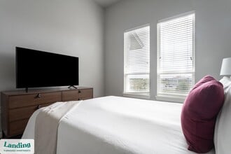 4300 Cromwell Dr, Unit 3311 in Kyle, TX - Building Photo - Building Photo